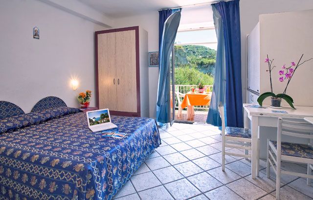 Hotel Residence S.Angelo - mese di Marzo - Entrata Hotel Residence S. Angelo- S. Angelo